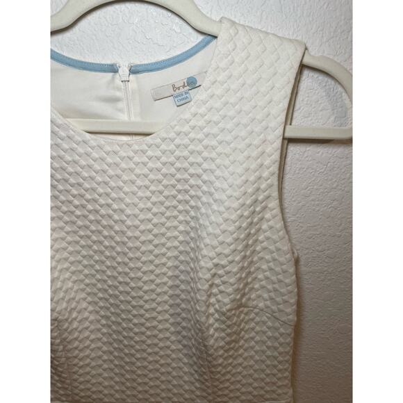 Boden Textured Knitted White Dress Diamond Print Stretch Comfort Dress size 6 - Picture 2 of 6